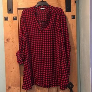 Buffalo Plaid Women’s v-neck pullover top/tunic
